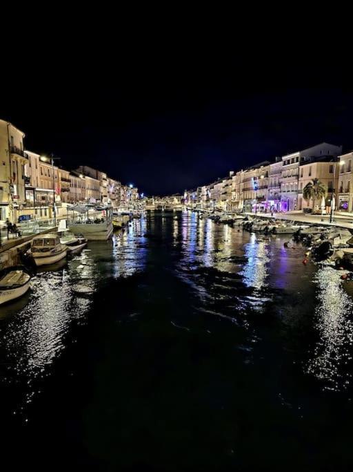 Le Calme A Deux Pas Du Port De Sete Apartment ภายนอก รูปภาพ