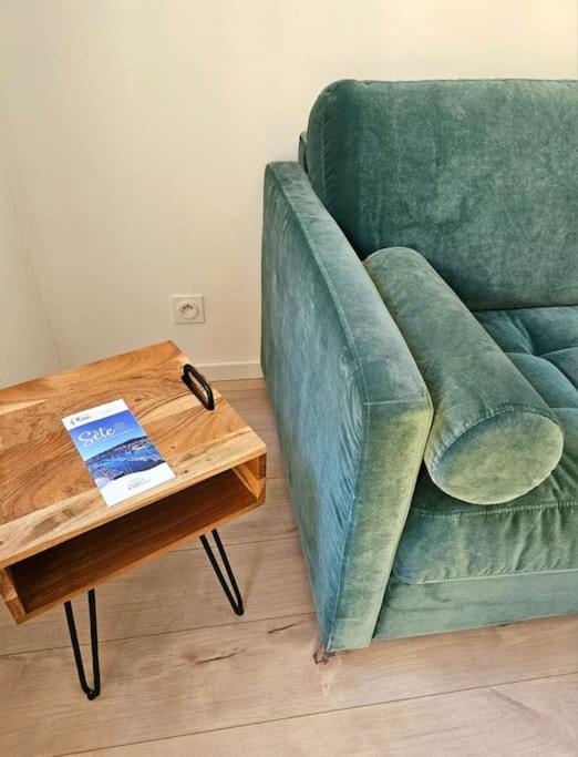 Le Calme A Deux Pas Du Port De Sete Apartment ภายนอก รูปภาพ